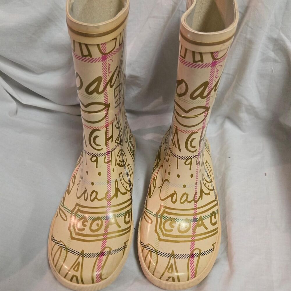 Coach Women's Cream and Tan Boots